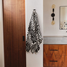 Load image into Gallery viewer, Ciao Zen Bath Towel - Black