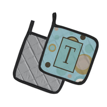 Load image into Gallery viewer, Monogram - Initial T Blue Dots Pot Holders - Set of 2 - Heat-Resistant Kitchen Essentials CJ1013-TPTHD