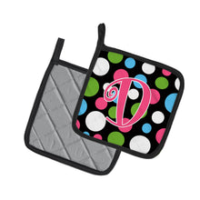Load image into Gallery viewer, Monogram Initial D Polkadots and Pink Pot Holders - Set of 2 - Heat-Resistant Kitchen Essentials CJ1038-DPTHD