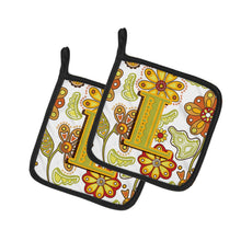 Load image into Gallery viewer, Letter L Floral Mustard and Green Pot Holders - Set of 2 - Heat-Resistant Kitchen Essentials CJ2003-LPTHD