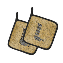 Load image into Gallery viewer, Letter L Musical Instrument Alphabet Pot Holders - Set of 2 - Heat-Resistant Kitchen Essentials CJ2004-LPTHD