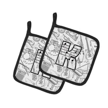 Load image into Gallery viewer, Letter K Musical Note Letters Pot Holders - Set of 2 - Heat-Resistant Kitchen Essentials CJ2007-KPTHD