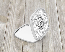 Load image into Gallery viewer, Letter O Musical Note Letters Compact Mirror – Stylish Purse Mirror with Artistic Covers CJ2007-OSCM