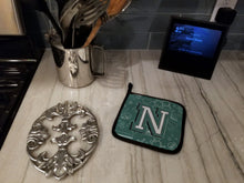 Load image into Gallery viewer, Letter N Back to School Initial Pot Holders - Set of 2 - Heat-Resistant Kitchen Essentials CJ2010-NPTHD