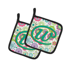 Load image into Gallery viewer, Letter W Flowers Pink Teal Green Initial Pot Holders - Set of 2 - Heat-Resistant Kitchen Essentials CJ2011-WPTHD