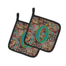 Load image into Gallery viewer, Letter O Retro Tribal Alphabet Initial Pot Holders - Set of 2 - Heat-Resistant Kitchen Essentials CJ2013-OPTHD