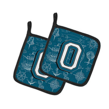 Load image into Gallery viewer, Letter O Sea Doodles Initial Alphabet Pot Holders - Set of 2 - Heat-Resistant Kitchen Essentials CJ2014-OPTHD