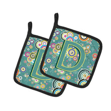 Load image into Gallery viewer, Letter D Circle Circle Teal Initial Alphabet Pot Holders - Set of 2 - Heat-Resistant Kitchen Essentials CJ2015-DPTHD