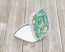 Load image into Gallery viewer, Letter G Circle Circle Teal Initial Alphabet Compact Mirror – Stylish Purse Mirror with Artistic Covers CJ2015-GSCM