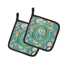 Load image into Gallery viewer, Letter O Circle Circle Teal Initial Alphabet Pot Holders - Set of 2 - Heat-Resistant Kitchen Essentials CJ2015-OPTHD