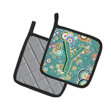 Load image into Gallery viewer, Letter Y Circle Circle Teal Initial Alphabet Pot Holders - Set of 2 - Heat-Resistant Kitchen Essentials CJ2015-YPTHD