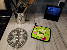 Load image into Gallery viewer, Corgi Pot Holders - Set of 2 - Heat-Resistant Kitchen Essentials CK1131PTHD