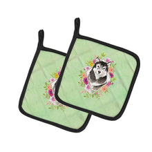 Load image into Gallery viewer, Alaskan Malamute Green Flowers Pot Holders - Set of 2 - Heat-Resistant Kitchen Essentials CK4384PTHD