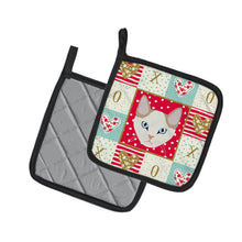 Load image into Gallery viewer, Korean Bobtail Cat Love Pot Holders - Set of 2 - Heat-Resistant Kitchen Essentials CK5125PTHD