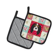 Load image into Gallery viewer, Cavalier King Charles Spaniel Love Pot Holders - Set of 2 - Heat-Resistant Kitchen Essentials CK5189PTHD