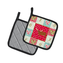 Load image into Gallery viewer, Ankole-Watusu Cow Love Pot Holders - Set of 2 - Heat-Resistant Kitchen Essentials CK5250PTHD
