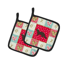 Load image into Gallery viewer, Sable Marten Love Pot Holders - Set of 2 - Heat-Resistant Kitchen Essentials CK5296PTHD
