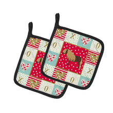 Load image into Gallery viewer, Shetland Pony Horse Love Pot Holders - Set of 2 - Heat-Resistant Kitchen Essentials CK5341PTHD