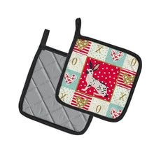 Load image into Gallery viewer, English Spot Rabbit Love Pot Holders - Set of 2 - Heat-Resistant Kitchen Essentials CK5388PTHD