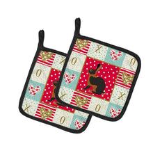 Load image into Gallery viewer, Tan Rabbit Love Pot Holders - Set of 2 - Heat-Resistant Kitchen Essentials CK5390PTHD