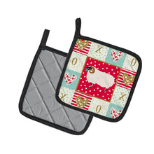 Load image into Gallery viewer, Scottish Blackface Sheep Love Pot Holders - Set of 2 - Heat-Resistant Kitchen Essentials CK5400PTHD