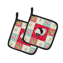 Load image into Gallery viewer, Royal Palm Turkey Love Pot Holders - Set of 2 - Heat-Resistant Kitchen Essentials CK5415PTHD