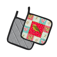 Load image into Gallery viewer, Lizard Canary Love Pot Holders - Set of 2 - Heat-Resistant Kitchen Essentials CK5504PTHD