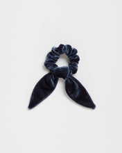 Load image into Gallery viewer, Smokestack Lightnin' - Scrunchie Tie