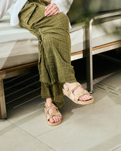 Load image into Gallery viewer, Serene Sandal
