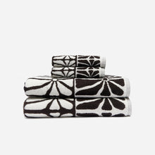 Load image into Gallery viewer, Ciao Zen Bath Towel - Black