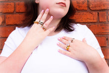 Load image into Gallery viewer, Baguette Titanium Ring