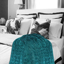 Load image into Gallery viewer, Customizable Teal Velvet Quilt