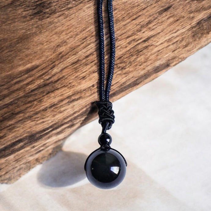 STRESS-FREE AND PROTECTION OBSIDIAN NECKLACE