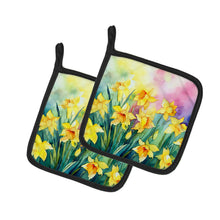 Load image into Gallery viewer, Daffodils in Watercolor Pot Holders - Set of 2 Decorative Kitchen Helpers | Made in the USA