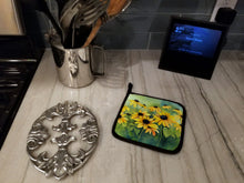 Load image into Gallery viewer, Maryland Black-Eyed Susans in Watercolor Pair of Pot Holders