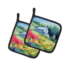 Load image into Gallery viewer, Massachusetts Mayflowers in Watercolor Pair of Pot Holders