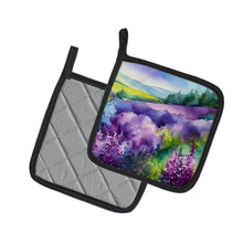 Load image into Gallery viewer, New Hampshire Purple Lilac in Watercolor Pair of Pot Holders
