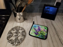 Load image into Gallery viewer, New Hampshire Purple Lilac in Watercolor Pair of Pot Holders