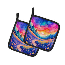 Load image into Gallery viewer, Colorful Periwinkles Pot Holders - Set of 2 Decorative Kitchen Helpers | Made in the USA