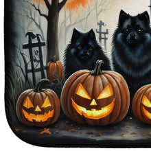 Load image into Gallery viewer, Keeshond Spooky Halloween Dish Drying Mat