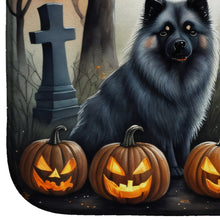 Load image into Gallery viewer, Keeshond Spooky Halloween Dish Drying Mat
