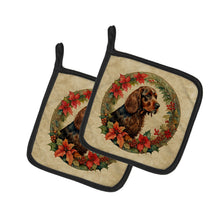 Load image into Gallery viewer, Field Spaniel Christmas Flowers Pot Holders - Set of 2 Decorative Kitchen Helpers | Made in the USA
