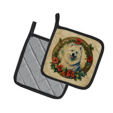 Load image into Gallery viewer, Samoyed Christmas Flowers Pot Holders - Set of 2 Decorative Kitchen Helpers | Made in the USA