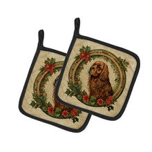 Load image into Gallery viewer, Sussex Spaniel Christmas Flowers Pot Holders - Set of 2 Decorative Kitchen Helpers | Made in the USA
