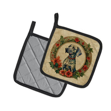 Load image into Gallery viewer, Weimaraner Christmas Flowers Pot Holders - Set of 2 Decorative Kitchen Helpers | Made in the USA