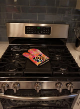 Load image into Gallery viewer, Boxer Hippie Dawg Oven Mitt