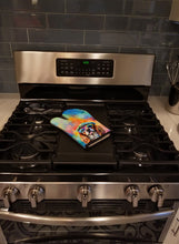 Load image into Gallery viewer, Cavalier Spaniel Hippie Dawg Oven Mitt