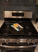 Load image into Gallery viewer, Scottish Terrier Hippie Dawg Oven Mitt