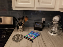 Load image into Gallery viewer, Westie Hippie Dawg Oven Mitt