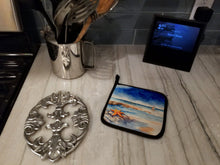 Load image into Gallery viewer, Starfish Pot Holders - Set of 2 Decorative Kitchen Helpers | Made in the USA